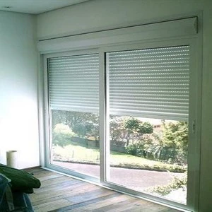 Porta com persiana integrada automática Porta com persiana integrada automática